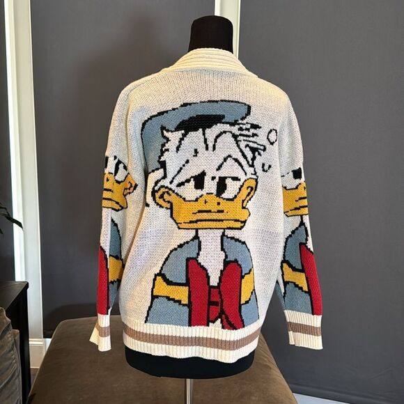 Women’s Donald Duck Knit Cardigan Sweater Front Pockets Size L NWOT - Picture 3 of 10